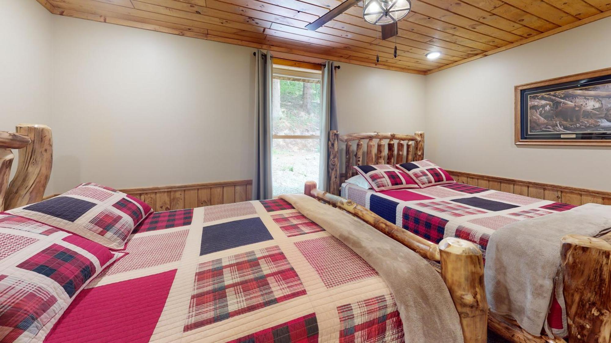 Gaines Rough Cut Lodge מראה חיצוני תמונה